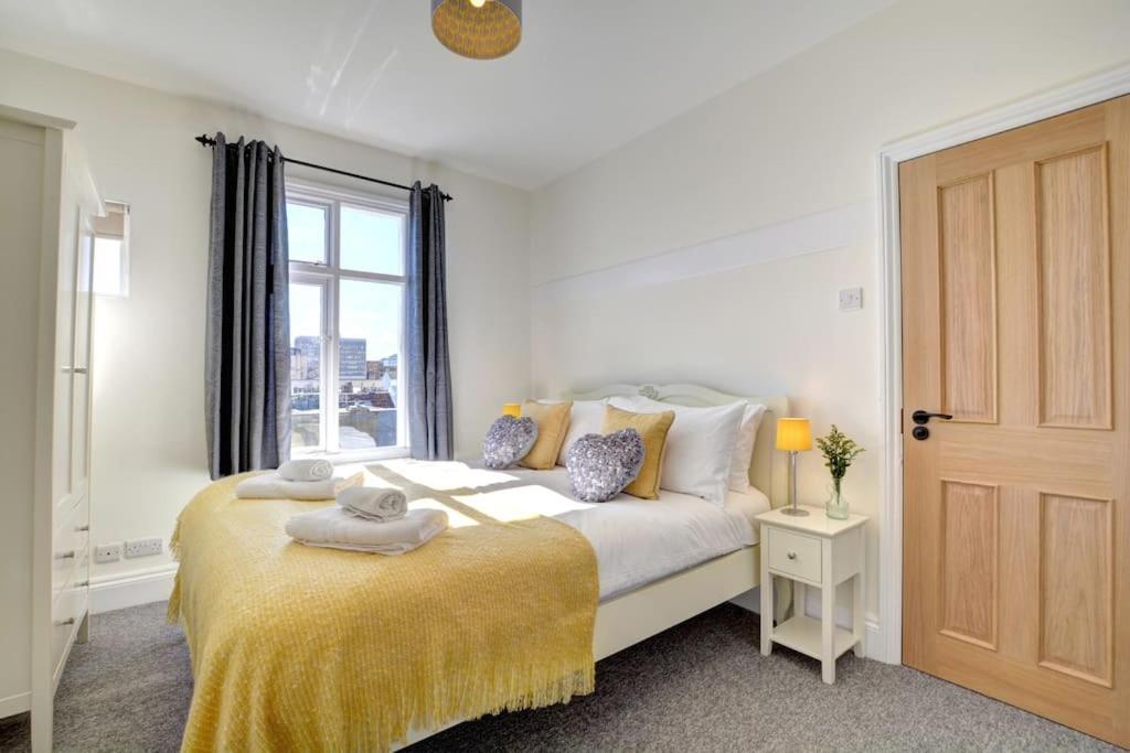 Modern 4 Bedroom Townhouse Perfect Location. Brighton Екстер'єр фото